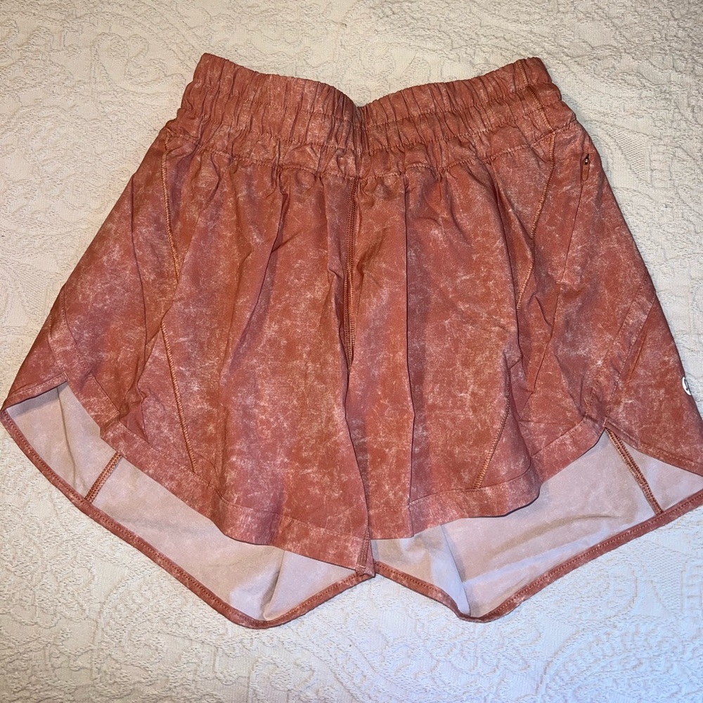 Lululemon Track That Mid-Rise Lined Short 5"